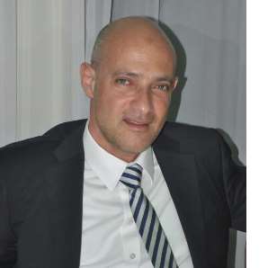 <span class="dr-prefix">Doctor</span> Mostafa kamal El Areeny
