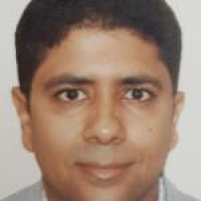 <span class="dr-prefix">دكتور</span> فيصل نور الدين