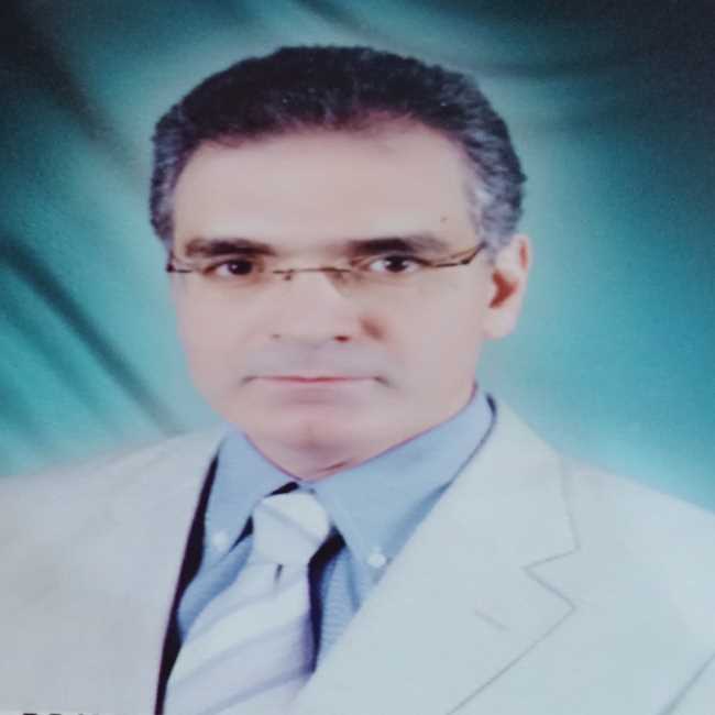 <span class="dr-prefix">دكتور</span> يسرى الجزار