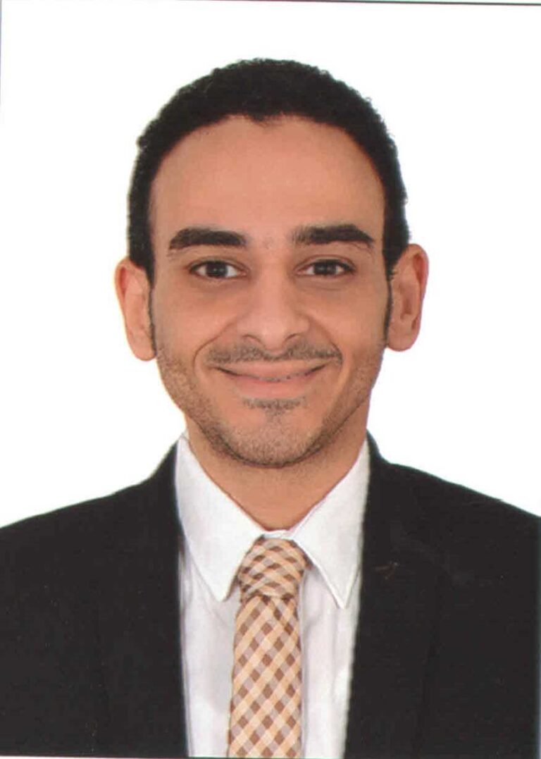 مركز وائل عزت